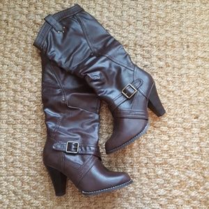 Slouchy Heeled Boots